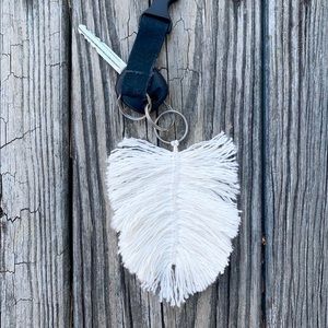 Cotton feather keychain